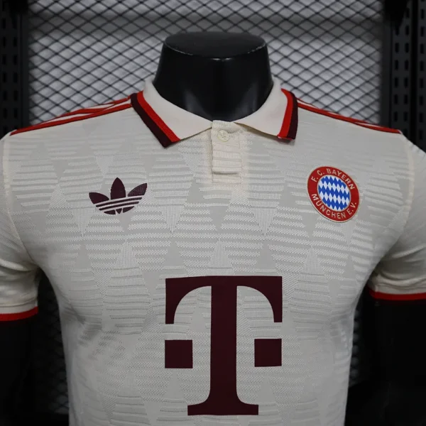 24 25 bayern munich third away player version