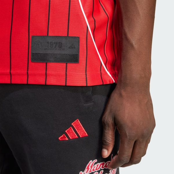 Manchester United US Pack Shirt - Image 6